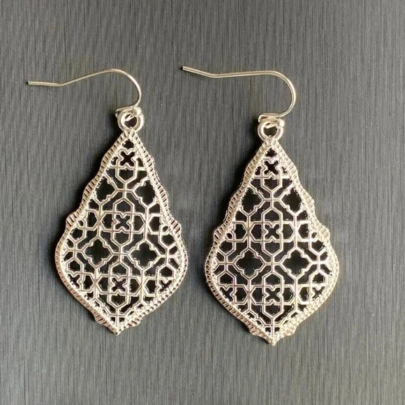NEW Leaf Filigree Earrings (silver) - Picture 2 of 7